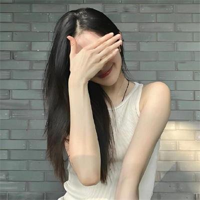 大小姐才不会玩格斗游戏